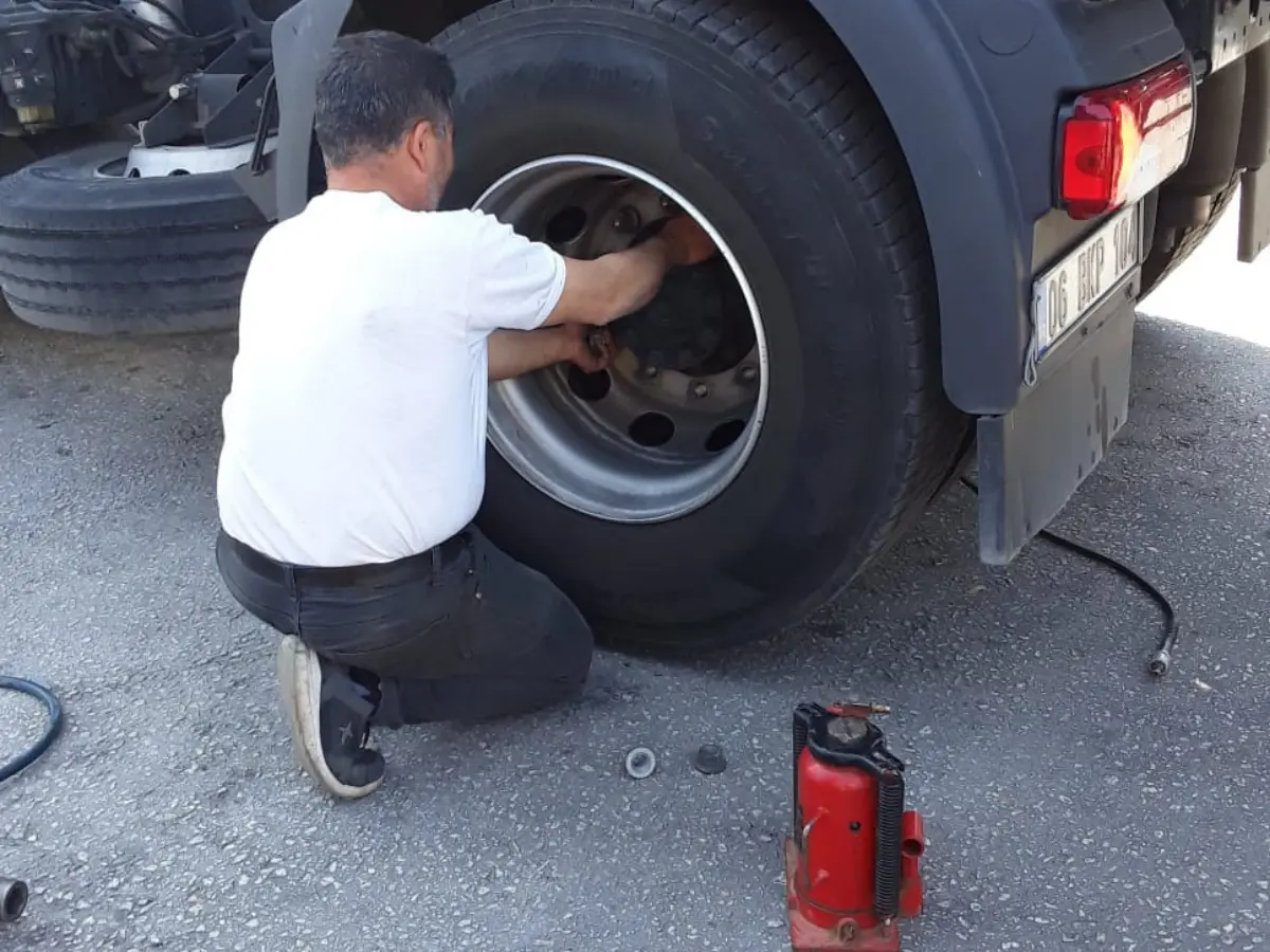 Tekkeköy Oto Lastikçi
